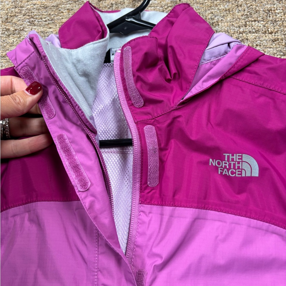 The North Face Fuchsia Windbreaker Jacket - Picture 2 of 4
